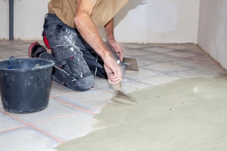 Pr&eacute;paration de chape carrelage, les fondamentaux pour une base solide